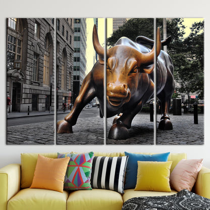 Charging Bull New York Street Canvas Print