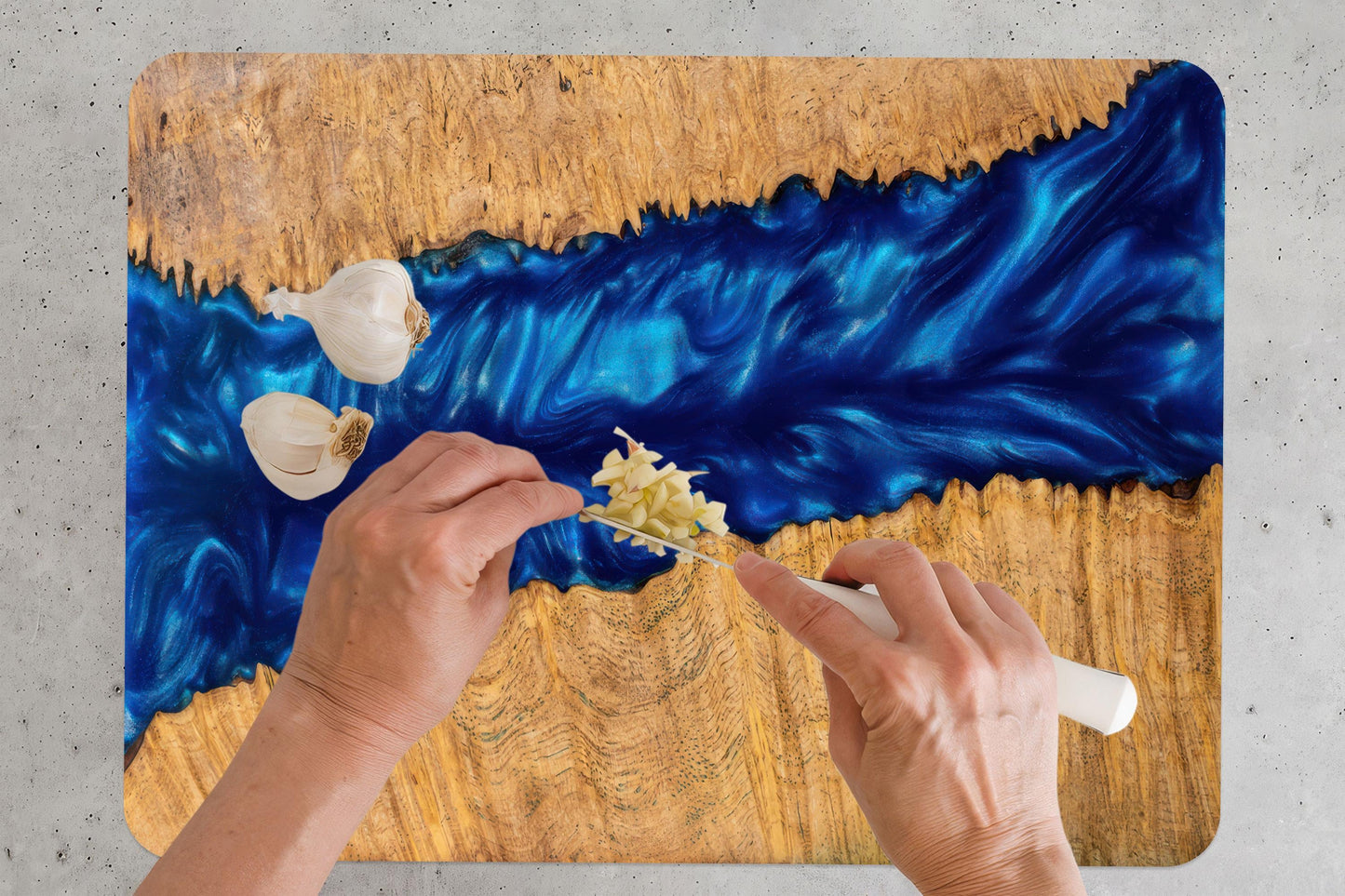 Wood Grain Epoxy Design Glass Cutting Board