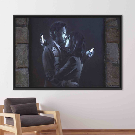 Banksy Mobile Phone Lovers Canvas Print - Graffiti Wall Art for Modern Decor