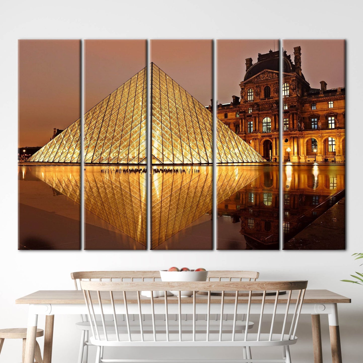 Louvre Museum Paris Landmark Classic Canvas Print