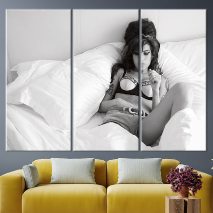Amy Winehouse 3D Canvas Decor: Iconic Singer Art Print for Canvas Wall Art